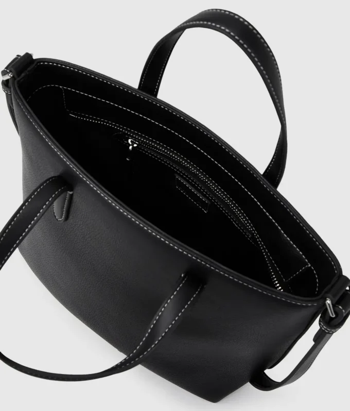 Mini bolso tote con logotipo metálico Mini bolso tote con logotipo metálico