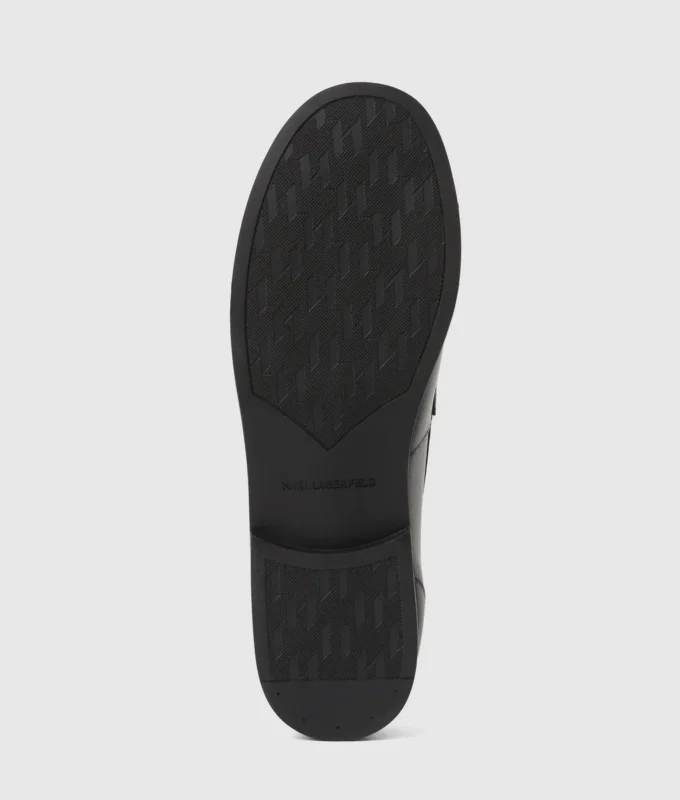 Mocasines con tachuelas Mia Mocasines con tachuelas Mia