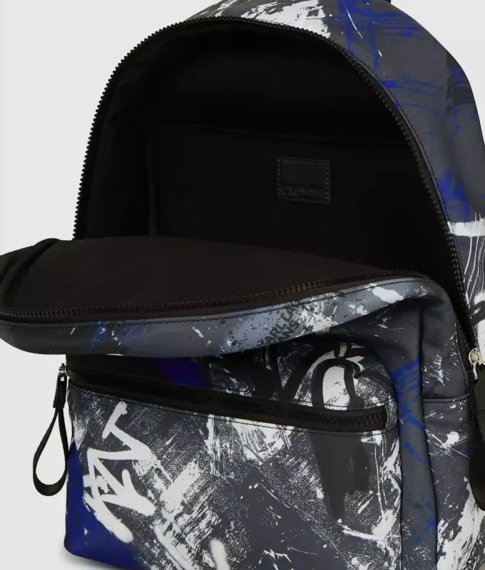 Mochila con estampado graffiti Mochila con estampado graffiti