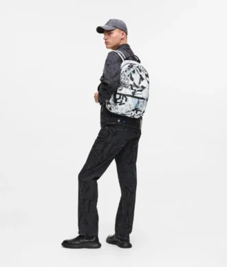 Mochila con estampado gráfico integral