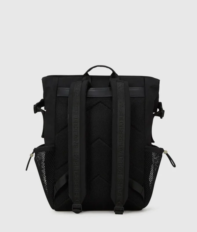 Mochila utilitaria con cordón