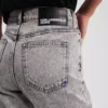 MOM JEANS MOM JEANS
