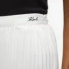 Pantalones anchos plisados Pantalones anchos plisados