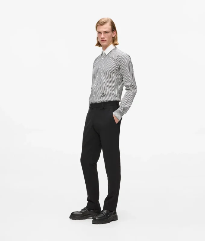 Pantalones clásicos de sastrería Pantalones clásicos de sastrería