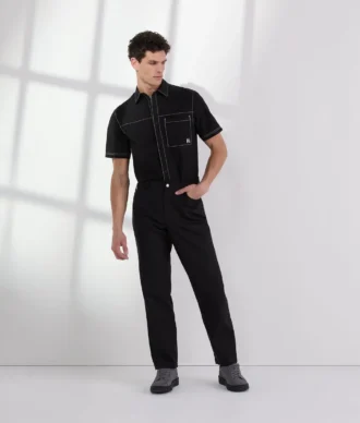 PANTALONES CON COSTURAS EN CONTRASTE