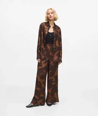Pantalones con estampado de abanicos