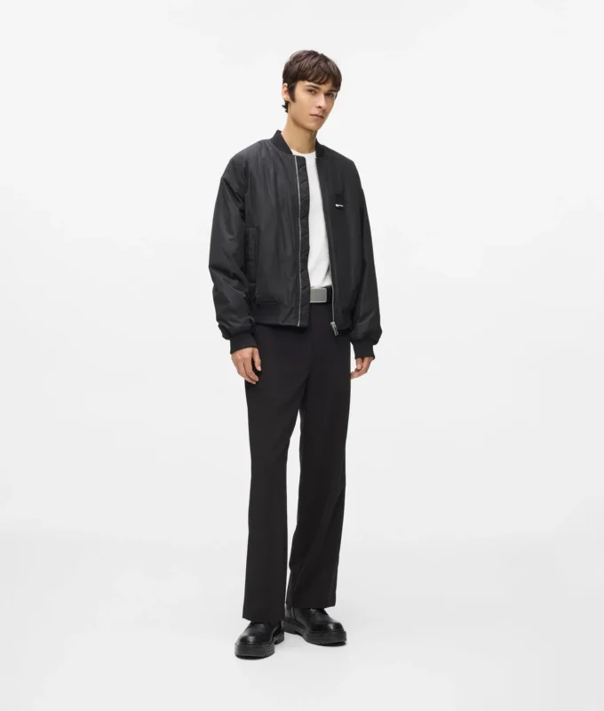 Pantalones con ribetes tonales