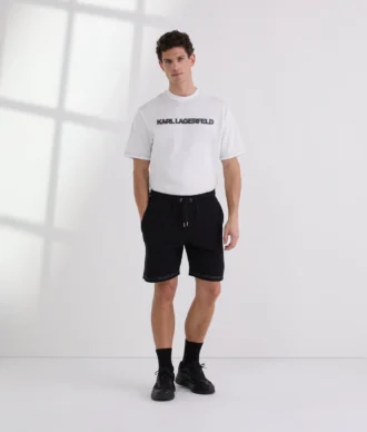 PANTALONES CORTOS CON COSTURAS EN CONTRASTE