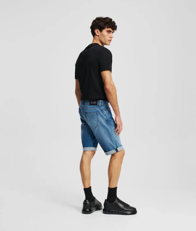 PANTALONES CORTOS DE DENIM PANTALONES CORTOS DE DENIM