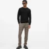 Pantalones entallados a cuadros