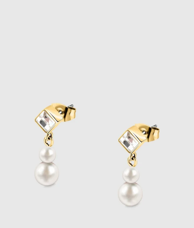 Pendientes con perlas en forma de concha Pendientes con perlas en forma de concha