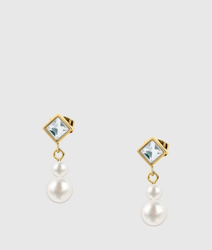 Pendientes con perlas en forma de concha Pendientes con perlas en forma de concha