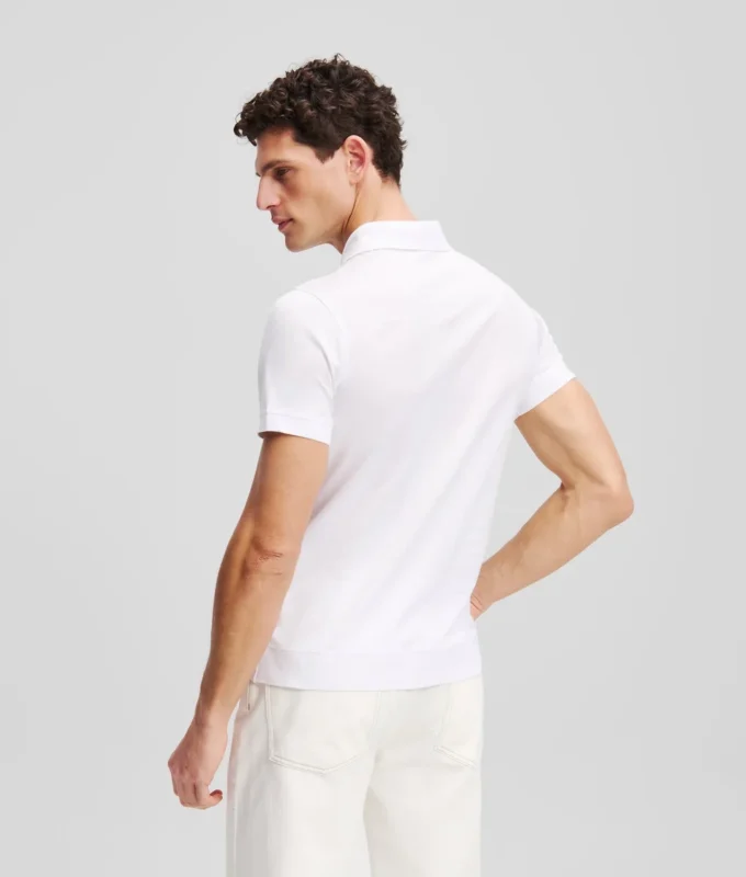 POLO CON BOTONES DE PRENSAR POLO CON BOTONES DE PRENSAR