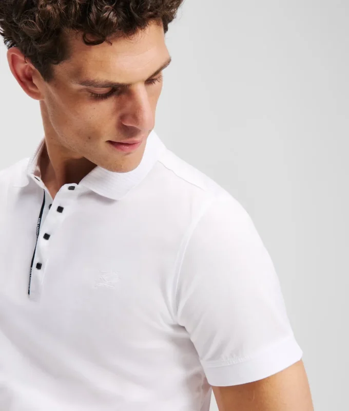 POLO CON BOTONES DE PRENSAR POLO CON BOTONES DE PRENSAR