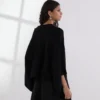 PONCHO DE PUNTO CANALÉ PONCHO DE PUNTO CANALÉ