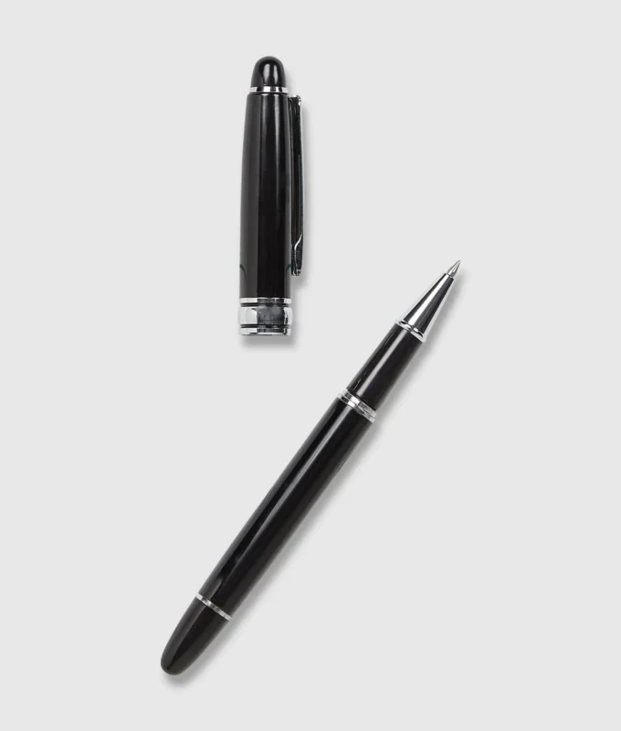 Set de regalo con cuaderno y bolígrafo Maison de Karl Set de regalo con cuaderno y bolígrafo Maison de Karl