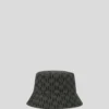 SOMBRERO DE PABLERO REVERSIBLE CON MONOGRAMA