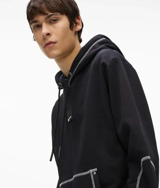 Sudadera con capucha y costuras en contraste Sudadera con capucha y costuras en contraste