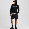 SUDADERA CON CAPUCHA Y LOGOTIPO SUDADERA CON CAPUCHA Y LOGOTIPO