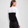 SUDADERA CON CUELLO EN V SUDADERA CON CUELLO EN V