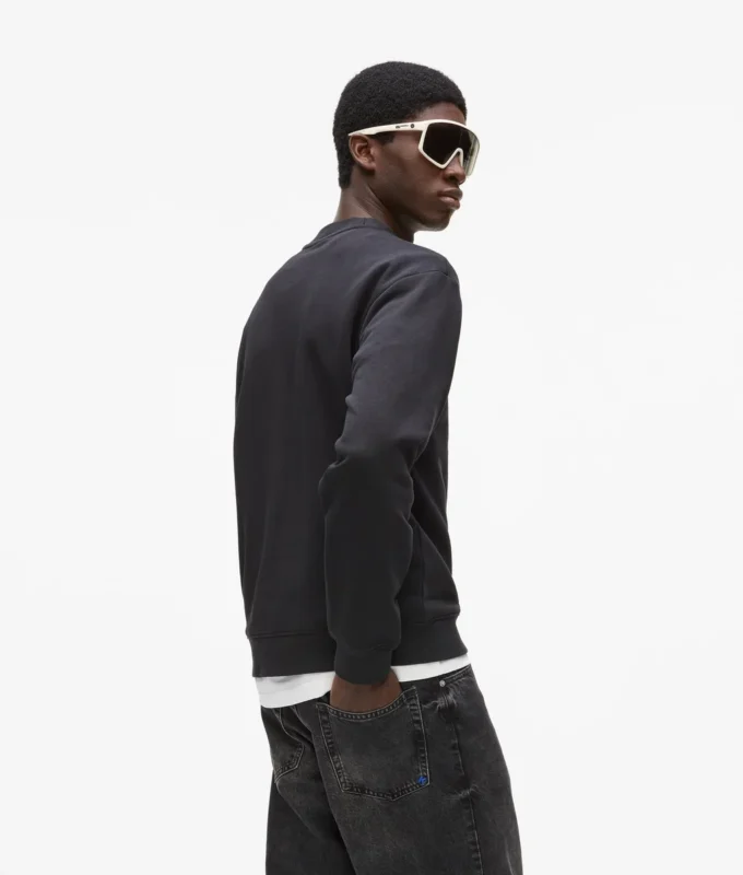 Sudadera con parche monograma Sudadera con parche monograma