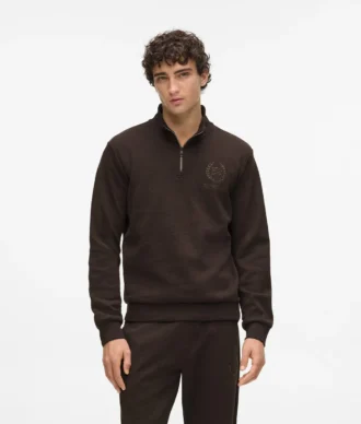 Sudadera de ropa de estar por casa con escudo Sudadera de ropa de estar por casa con escudo