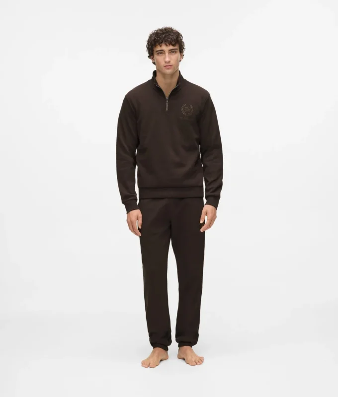 Sudadera de ropa de estar por casa con escudo