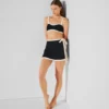 TOP DE BIKINI BANDEAU MONOCROMÁTICO TOP DE BIKINI BANDEAU MONOCROMÁTICO