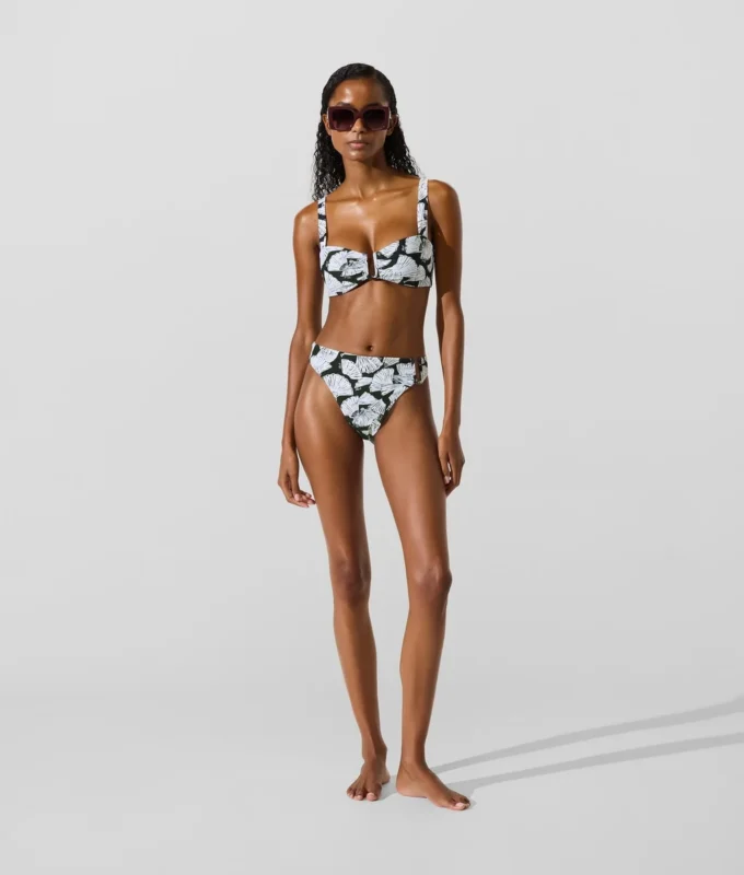Top de bikini con estampado de abanicos