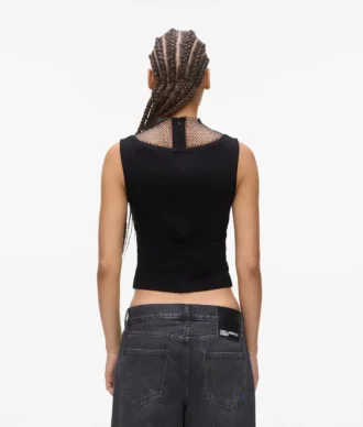 Top de malla con pedrería y cuello en V