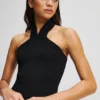 TOP DE PUNTO CON CUELLO HALTER TOP DE PUNTO CON CUELLO HALTER