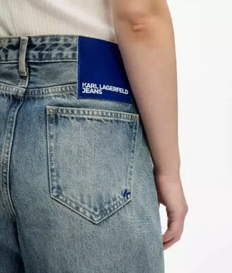 Vaqueros relajados de talle medio