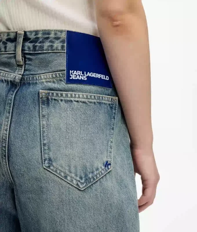 Vaqueros relajados de talle medio Vaqueros relajados de talle medio
