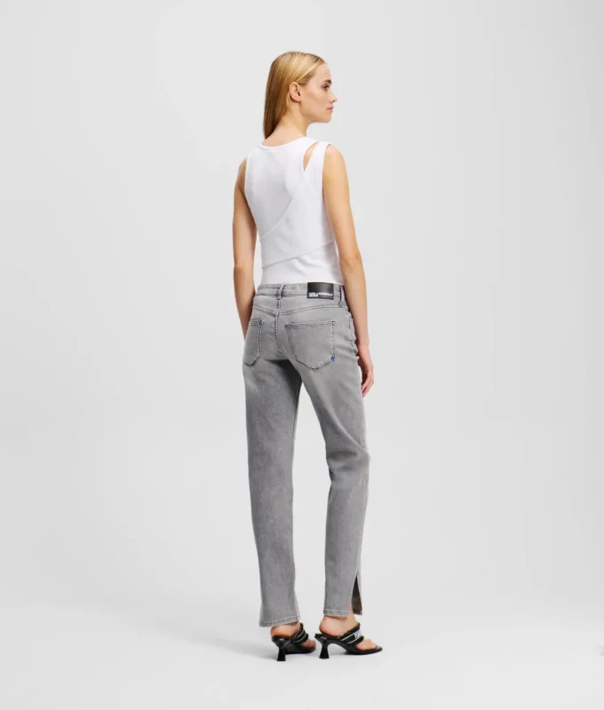VAQUEROS SLIM DE TALLA MEDIA Y BAJAS DESGASTADAS VAQUEROS SLIM DE TALLA MEDIA Y BAJAS DESGASTADAS