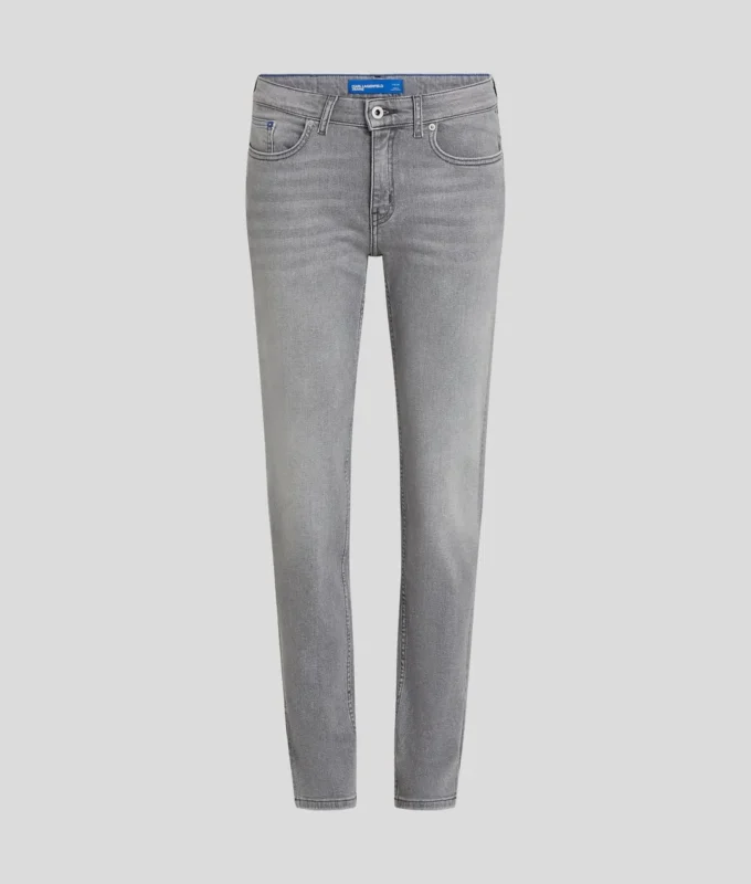 VAQUEROS SLIM DE TALLA MEDIA Y BAJAS DESGASTADAS VAQUEROS SLIM DE TALLA MEDIA Y BAJAS DESGASTADAS