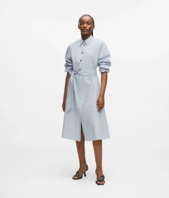 Vestido camisero con letras Karl