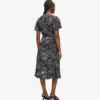 Vestido con estampado de abanicos y cuello en V Vestido con estampado de abanicos y cuello en V