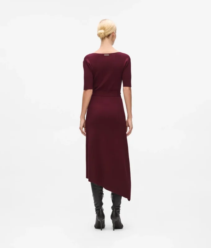 Vestido de punto con cinturón Vestido de punto con cinturón