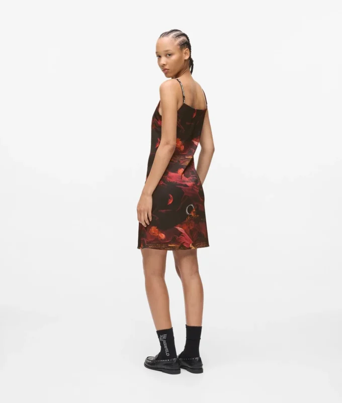 Vestido de satén con estampado integral Vestido de satén con estampado integral