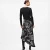 Vestido midi con bocetos de París Vestido midi con bocetos de París