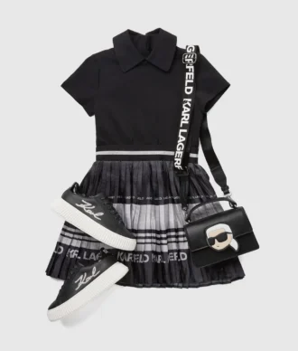 Vestido plisado para niña