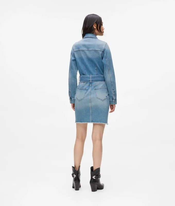Vestido vaquero con cinturón