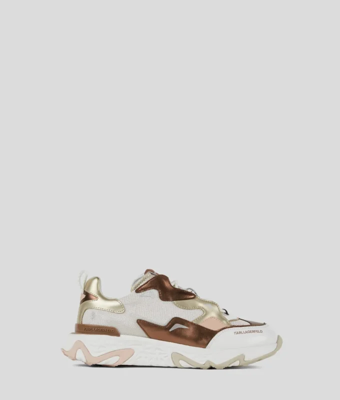 ZAPATILLAS DEPORTIVAS BLAZE STRIKE DE CUERO METÁLICO