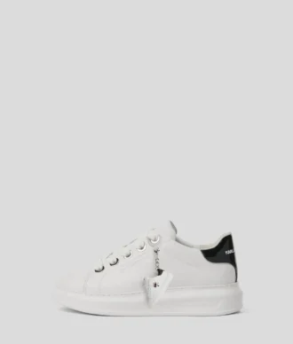 ZAPATILLAS DEPORTIVAS CON LLAVERO KAPRI