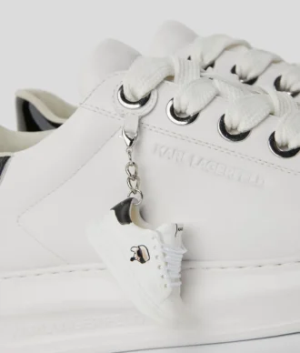 ZAPATILLAS DEPORTIVAS CON LLAVERO KAPRI