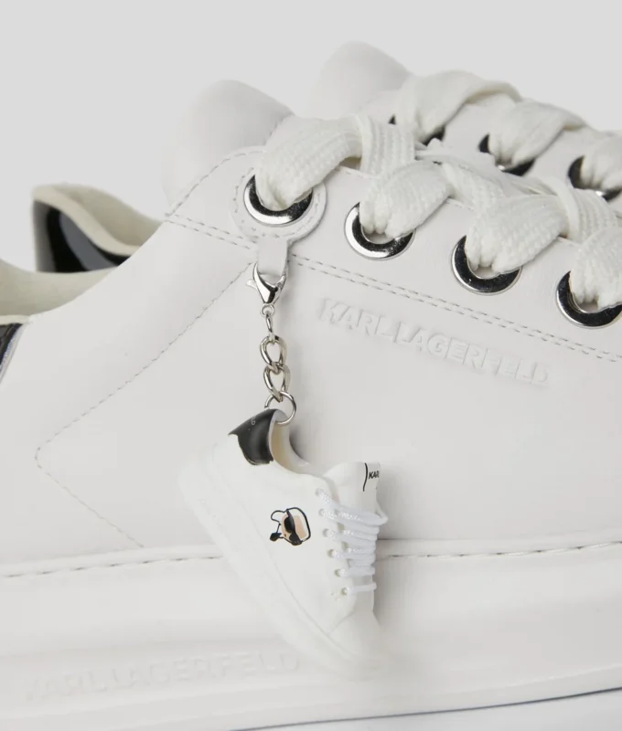 ZAPATILLAS DEPORTIVAS CON LLAVERO KAPRI
