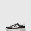 Zapatillas Kourtney con ribete lateral